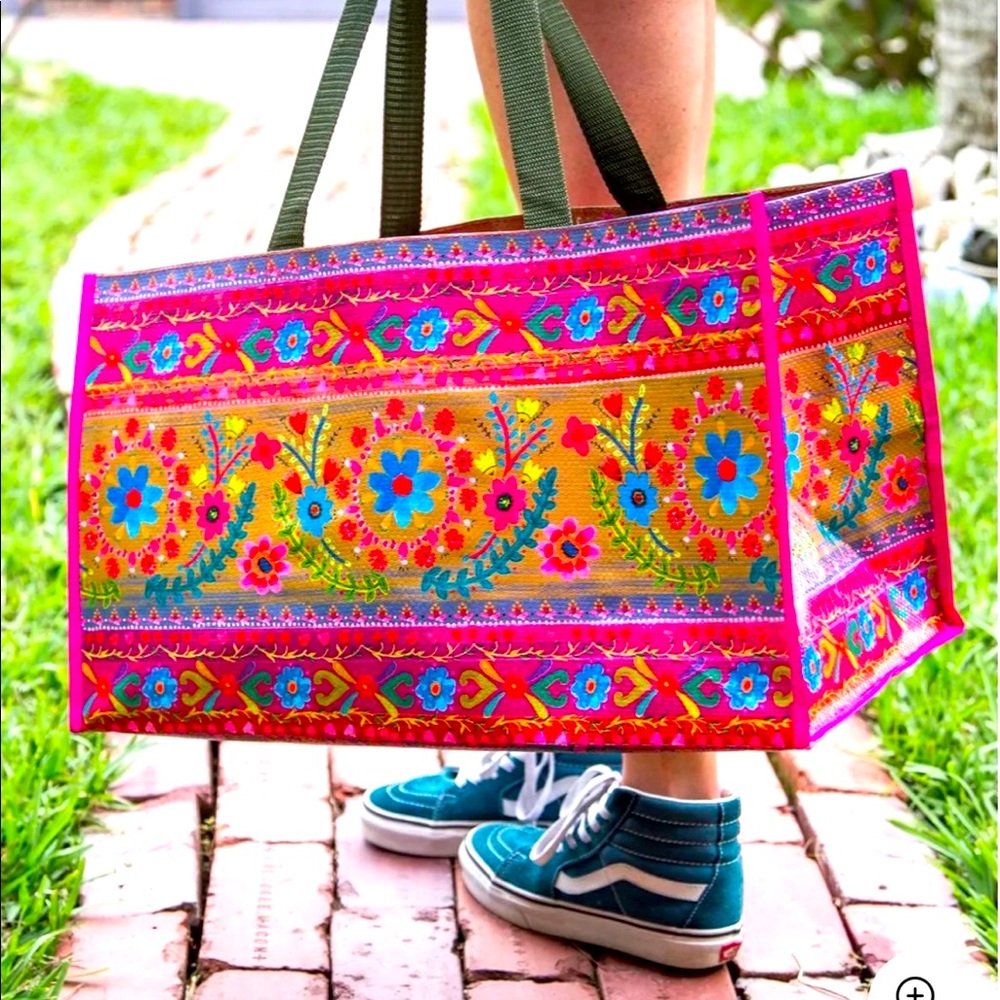 Natural Life Carry All Tote